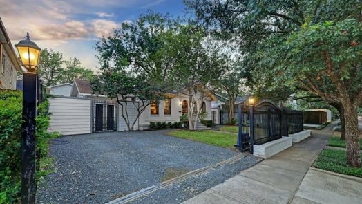 Houston 1-story, 3-bed 1811 Bissonnet Street-idx