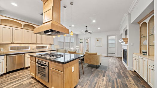 Houston 3-story, 4-bed 4250 Drake Street A-idx