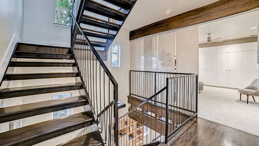 Houston 3-story, 3-bed 4211 Drake Street B-idx