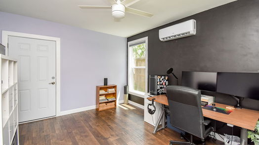 Houston 1-story, 2-bed 4145 Byron Street-idx
