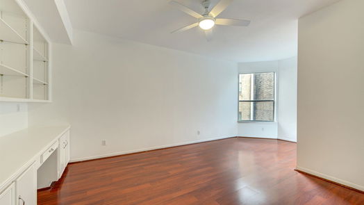 Houston 2-story, 2-bed 5210 Weslayan Street B207-idx