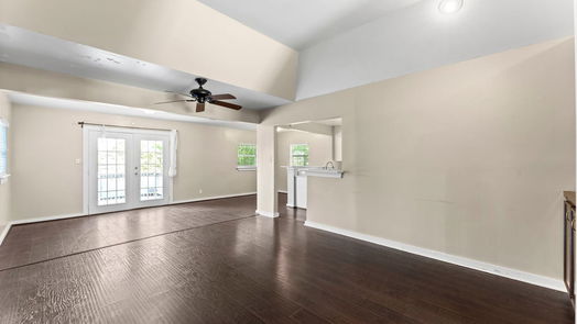 Houston 1-story, 3-bed 5816 Community Drive-idx