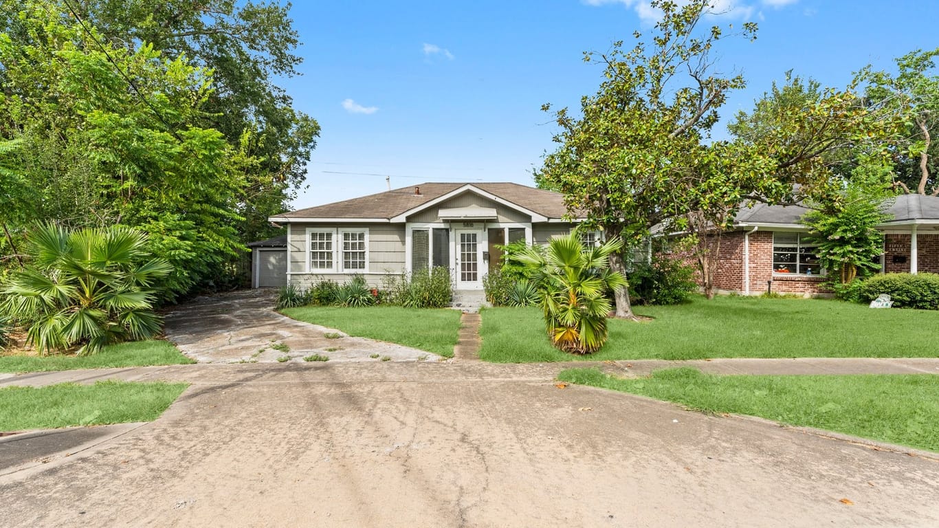 Houston 1-story, 3-bed 5816 Community Drive-idx