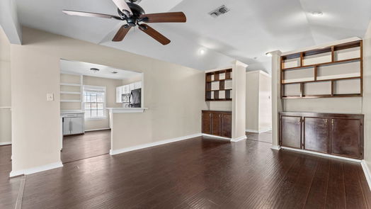 Houston 1-story, 3-bed 5816 Community Drive-idx