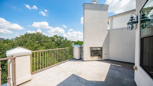 Houston 3-story, 3-bed 3939 Law Street-idx