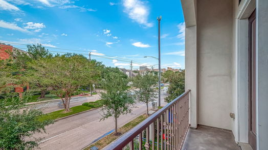 Houston 4-story, 4-bed 5305 Weslayan Street-idx