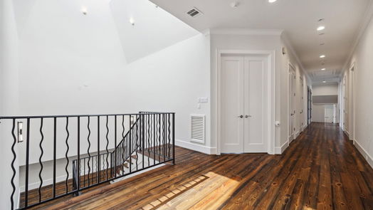 Houston 2-story, 5-bed 3704 Darcus Street-idx