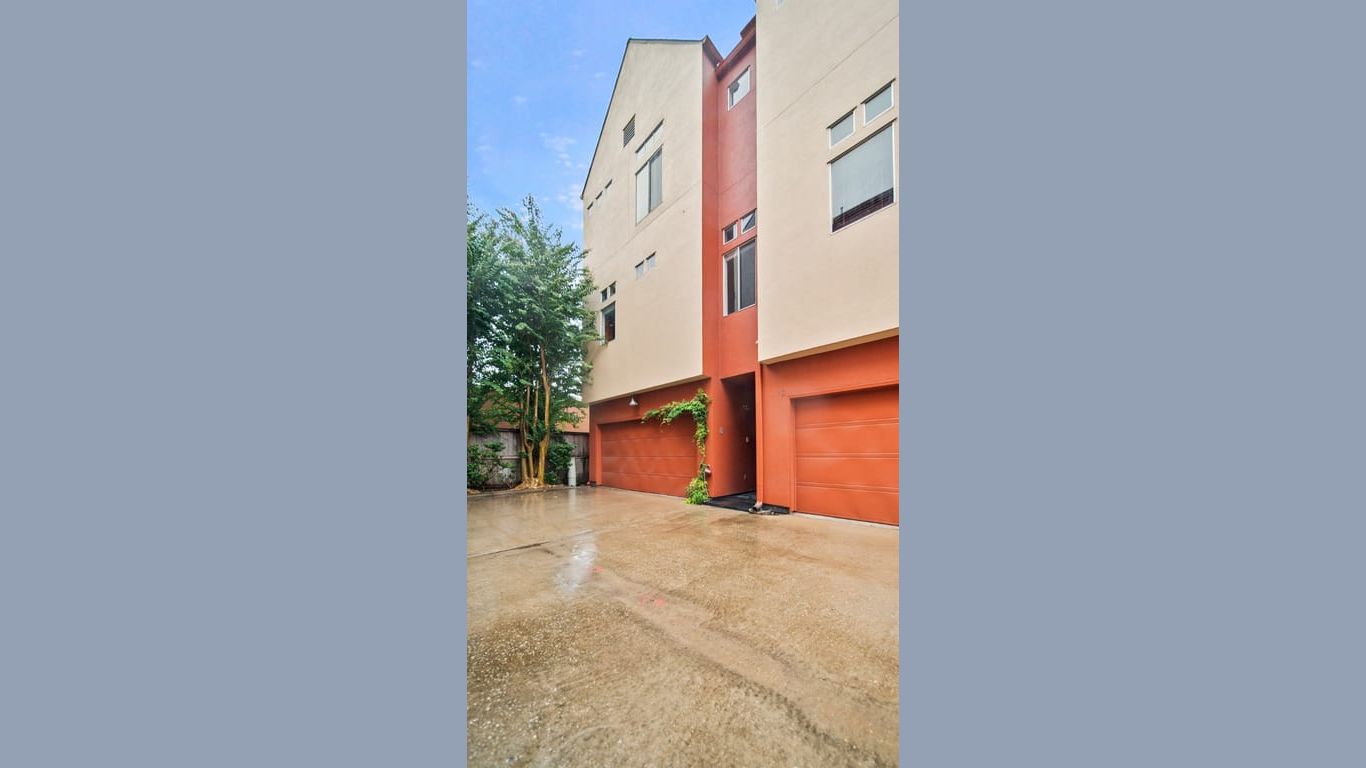 Houston 3-story, 3-bed 2436 Bissonnet Street 8-idx