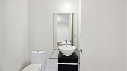 Houston 4-story, 3-bed 1609 Welch Street C-idx