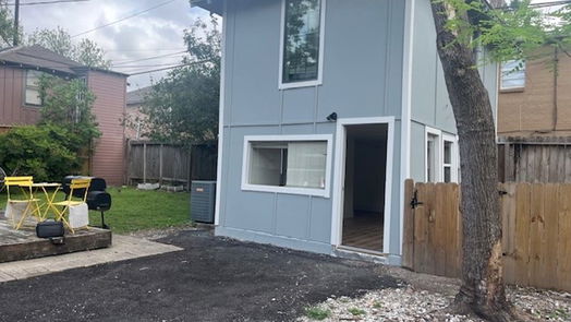 Houston 2-story, 3-bed 3613 Audubon Place-idx