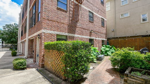 Houston 3-story, 2-bed 118 McGowen Street K-idx