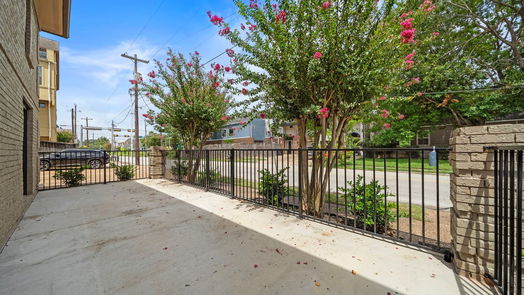 Houston 1-story, 1-bed 1410 Hyde Park Boulevard 107-idx