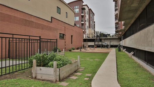 Houston null-story, 2-bed 100 Willard Street 27-idx