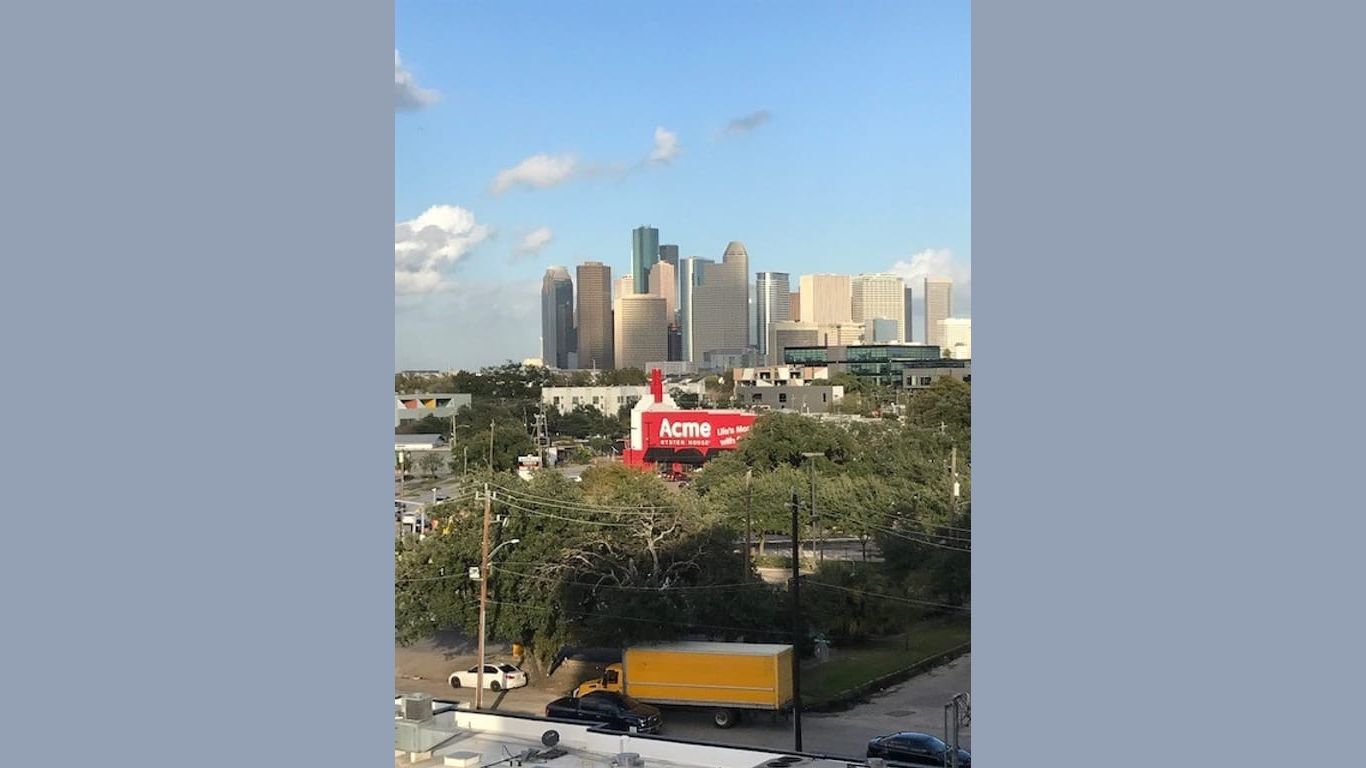 Houston null-story, 2-bed 3311 Yupon Street 306-idx
