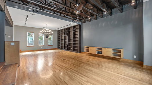 Houston 4-story, 3-bed 224 Willard Street C-idx