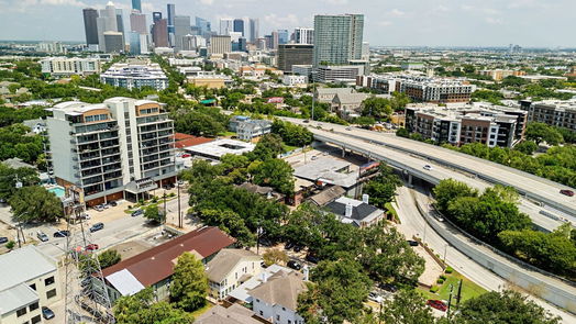 Houston 3-story, 4-bed 3818 Brandt Street-idx