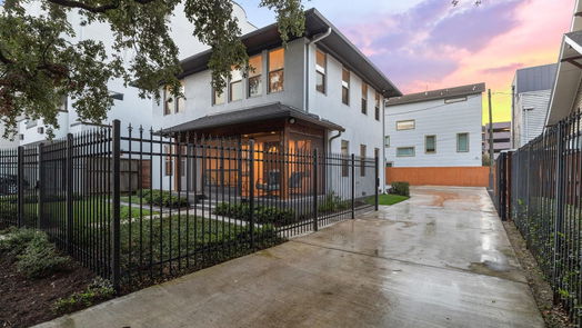 Houston 2-story, 4-bed 104 Oak Place-idx