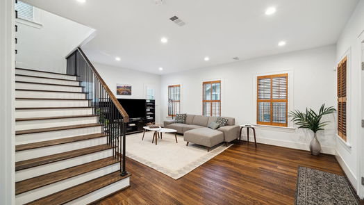 Houston 2-story, 4-bed 104 Oak Place-idx