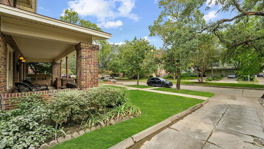 Houston 2-story, 2-bed 1559 Castle Court-idx