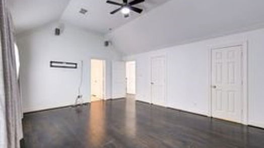 Houston 3-story, 3-bed 148 Oak Place Drive-idx