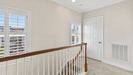 Houston 3-story, 3-bed 114 Oak Place-idx