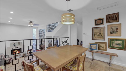 Houston 3-story, 2-bed 216 Stratford Street 2-idx