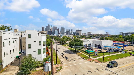 Houston 3-story, 2-bed 400 Tuam Street 21-idx