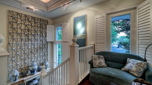 Houston 2-story, 2-bed 3416 Audubon Place-idx