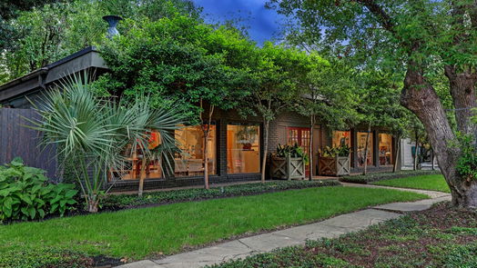 Houston 2-story, 2-bed 3416 Audubon Place-idx