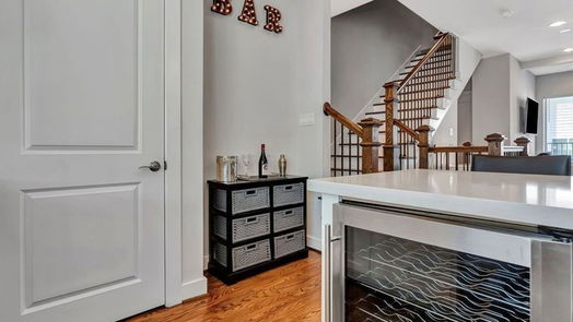 Houston 4-story, 3-bed 4504 Mount Vernon Street A-idx