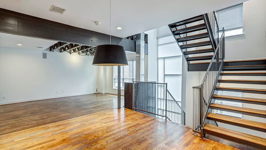 Houston 4-story, 3-bed 1207 Missouri Street C-idx