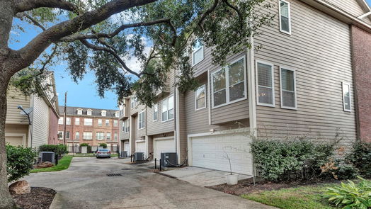 Houston 3-story, 3-bed 1937 Genesee Street-idx