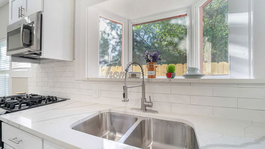 Houston 1-story, 3-bed 614 Colquitt Street-idx