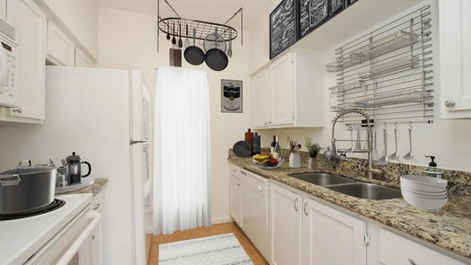 Houston 2-story, 2-bed 2100 Commonwealth Street O-idx