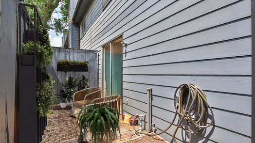 Houston 2-story, 2-bed 2100 Commonwealth Street O-idx