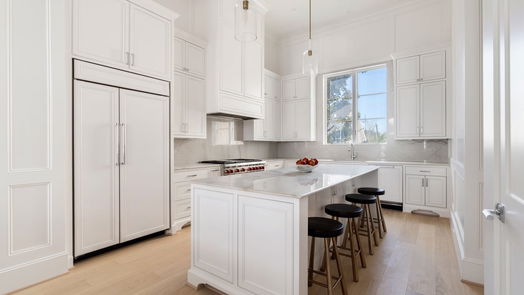 Houston 4-story, 3-bed 1335 Peden Street-idx