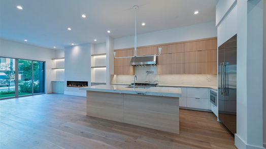 Houston 3-story, 4-bed 6407 Pickens Street B-idx