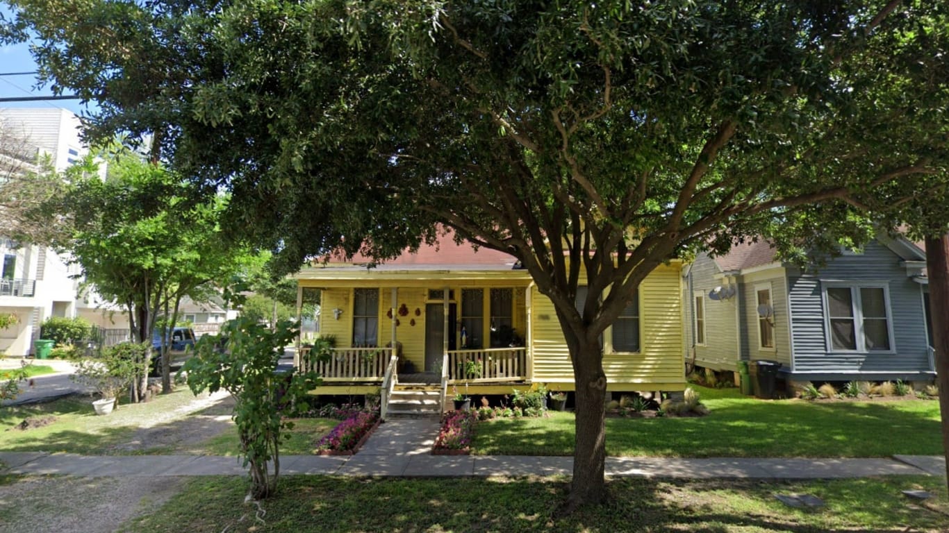 Houston 1-story, 2-bed 1918 & 1916 Summer Street-idx