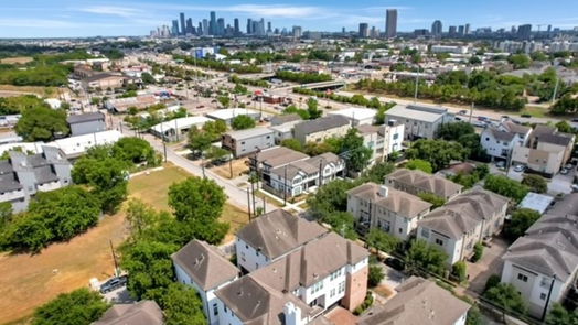 Houston 3-story, 3-bed 2205 Roy Street-idx