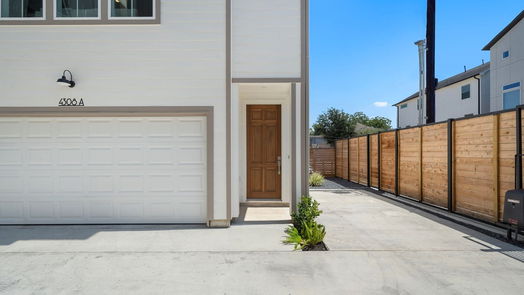 Houston 3-story, 3-bed 4308 Marina Street C-idx