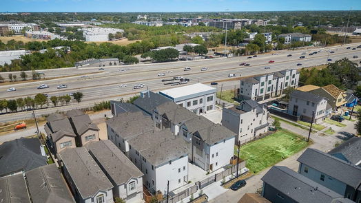 Houston 3-story, 3-bed 4308 Marina Street C-idx