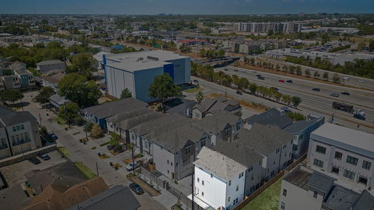 Houston 3-story, 3-bed 4308 Marina Street C-idx