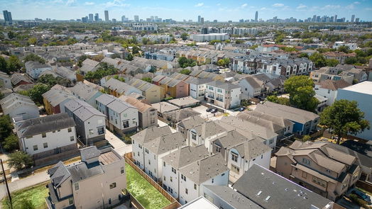 Houston 3-story, 3-bed 4308 Marina Street C-idx