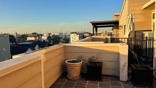 Houston 4-story, 3-bed 1416 Holly Street-idx
