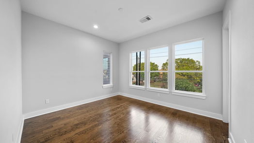 Houston 3-story, 4-bed 1520 Houston Avenue-idx