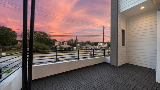 Houston 3-story, 4-bed 1520 Houston Avenue-idx