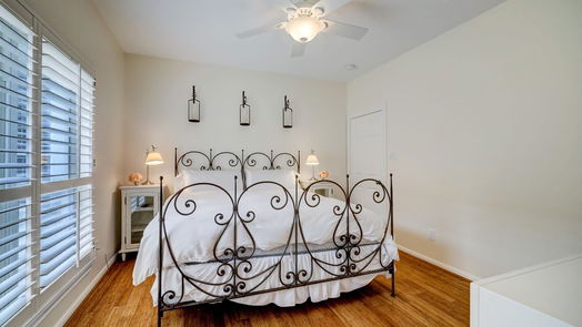 Houston 3-story, 3-bed 414 Park Trail Lane-idx