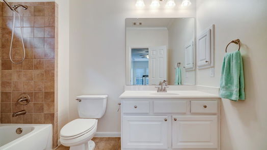 Houston 3-story, 3-bed 414 Park Trail Lane-idx