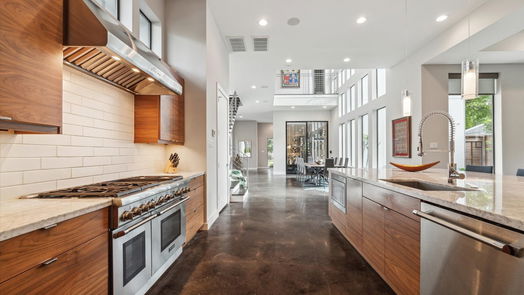 Houston 3-story, 4-bed 6026 Camellia Street-idx