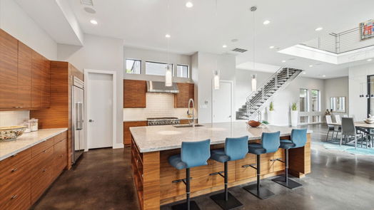 Houston 3-story, 4-bed 6026 Camellia Street-idx